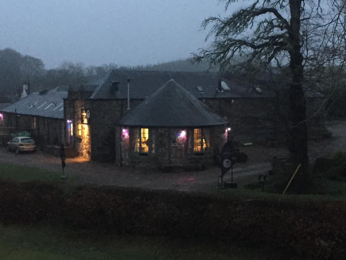Lodge At Lochside Bridgend of Lintrathen Εξωτερικό φωτογραφία